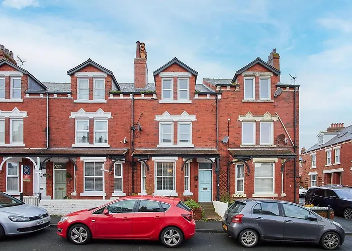 Holiday home Host & - Allium House