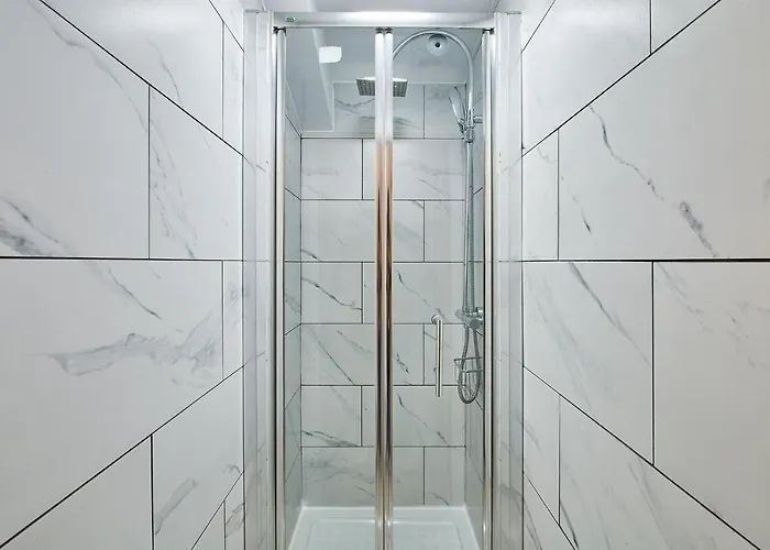 Host & - Allium House Holiday home Whitby