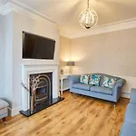 Host & - Allium House Whitby